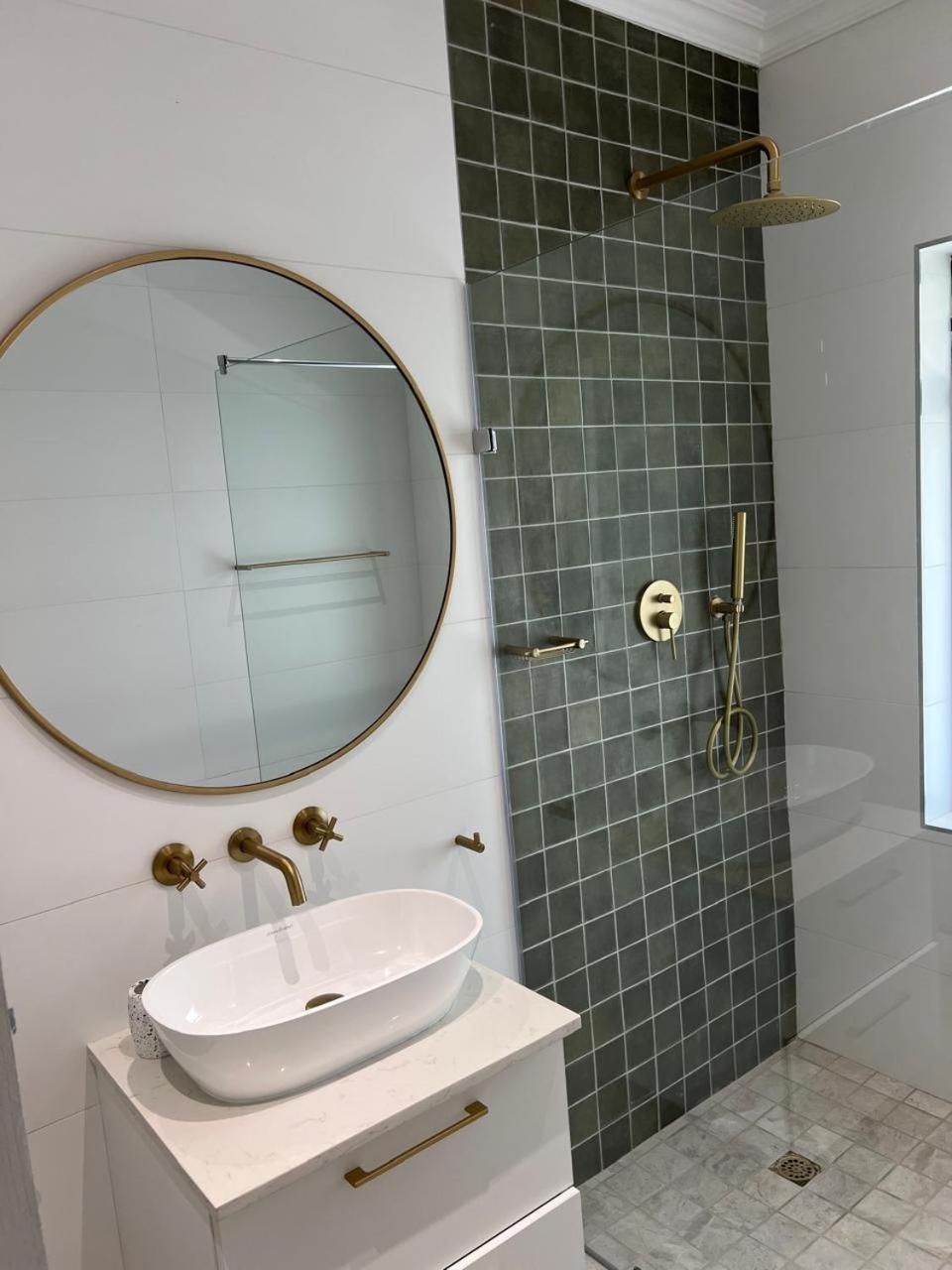 Chasselas Self Catering كيب تاون المظهر الخارجي الصورة